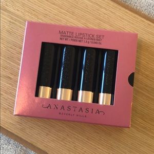 ABH Mini Matte Lipstick Set - Pinks